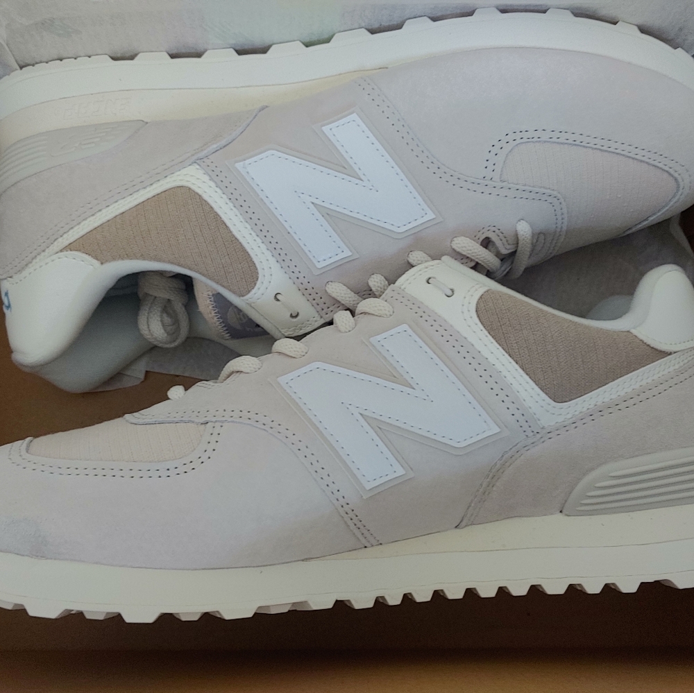 New Balance 574